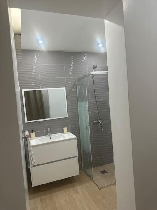 Ocean Mirror Apartment Praia Exteriör bild