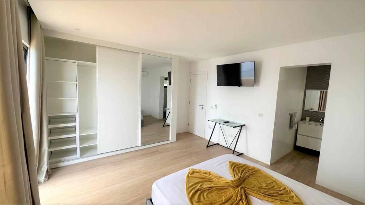 Ocean Mirror Apartment Praia Exteriör bild
